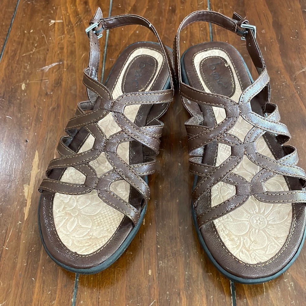b.o.c. brown sandals (sz 7)